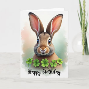 Carte d'anniversaire avec un lapin fantaisiste