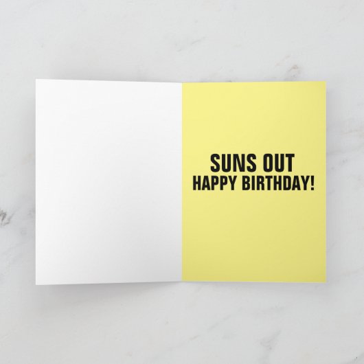 CARTE D'ANNIVERSAIRE BARE BUTT GUY (Intérieur)