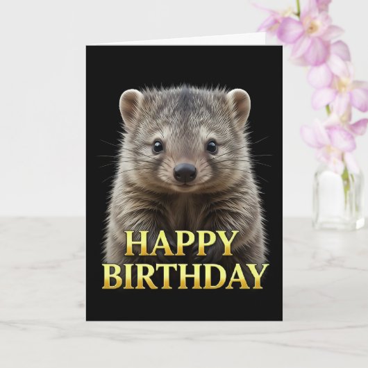 CARTE D'ANNIVERSAIRE BOLD DISTINCT WOMBAT (Orchidée)