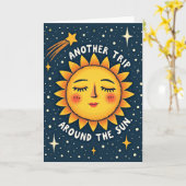 Carte d'anniversaire cosmique douce (Fleur jaune)