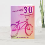 Carte d'anniversaire de BMX - vous tournez 30<br><div class="desc">Grand pour des papas,  des maris,  des fils,  des amis,  ou tout type tournant 30 qui monte toujours les "vélos de l'enfant" ! Personnalisable pour placer votre propre salutation sur l'intérieur de la carte.</div>