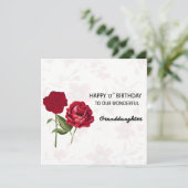 Carte d'anniversaire de petite-fille avec arc pers (Debout devant)