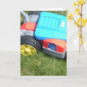 Carte d'anniversaire de tondeuse à gazon de (Fleur jaune)