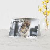 Carte d'anniversaire d'écureuil amusant - Grosse c (Fleur jaune)