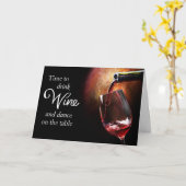 Carte d'anniversaire des amateurs de vin amusants (Fleur jaune)