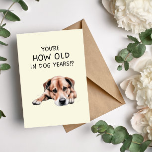 Carte d'anniversaire des années de chien