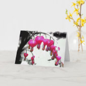 Carte d'anniversaire du coeur saignant (Fleur jaune)