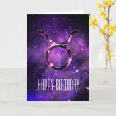 Carte d'anniversaire du Taurus de l'espace pourpre (Fleur jaune)
