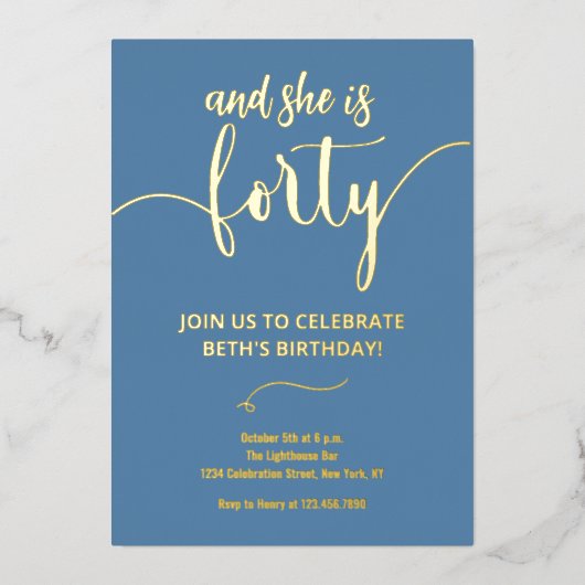 Carte d'anniversaire élégante poussiéreuse bleue e (Recto)