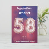 Carte d'anniversaire heureuse à 58 ans (Debout devant)