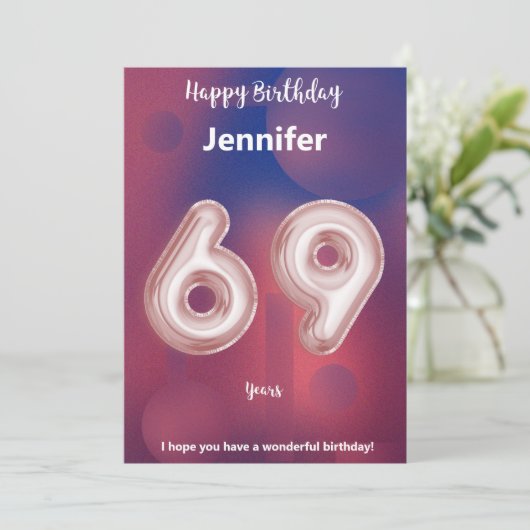 Carte d'anniversaire heureuse à 69 ans (Debout devant)