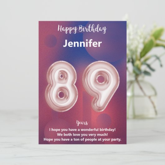 Carte d'anniversaire heureuse à 89 ans (Debout devant)