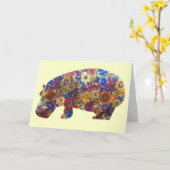 Carte d'anniversaire hippie d'hippopotame de (Fleur jaune)