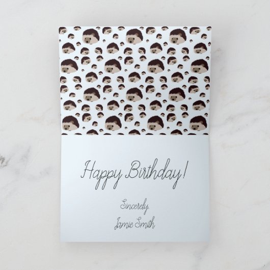 Carte d'anniversaire joyeuse de Hérisson (Intérieur)