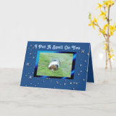 Carte d'anniversaire mignonne avec Basset Hound et (Fleur jaune)