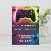 Carte d'anniversaire PersonaliZed Gamer (Debout devant)