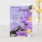 Carte d'anniversaire pourpre de crocus de tante (Fleur jaune)