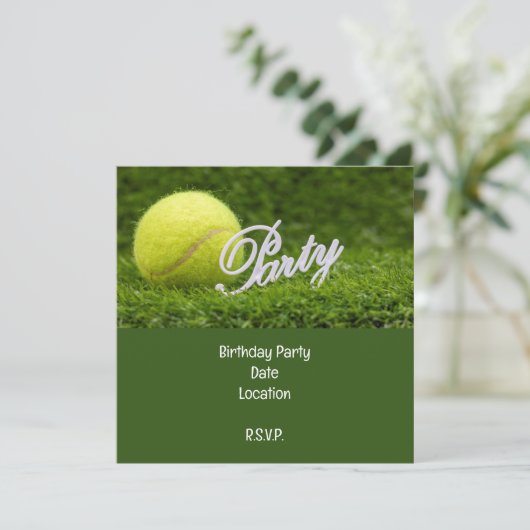 Carte d'anniversaire Tennis avec balle pour joueur (Debout devant)