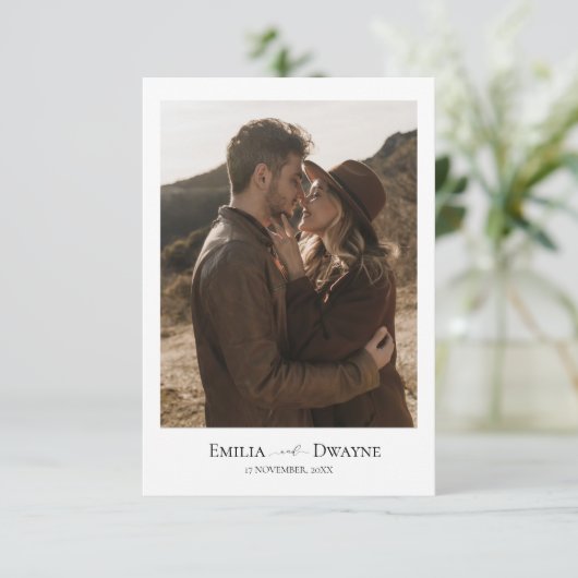 Carte d'annonce de date de sauvegarde de script él (Debout devant)