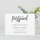 Carte d'annonce de mariage reporté simple (Debout devant)