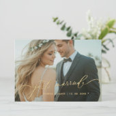 Carte d'annonce de photo de mariage 'Mariés' en or (Debout devant)