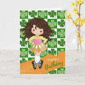 Carte Danse irlandaise shamrock Brunette Fille Anniversa (Fleur jaune)
