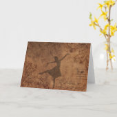 Carte danseur sur le vieux papier (Fleur jaune)