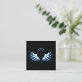 Carte D'appel Blue Glowing Angel Wings on black background (Debout devant)