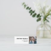 Carte d'appel photo simple et moderne (Debout devant)