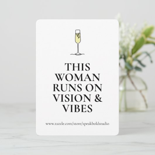 Carte d'autonomisation pour femmes, Citations de V (Debout devant)
