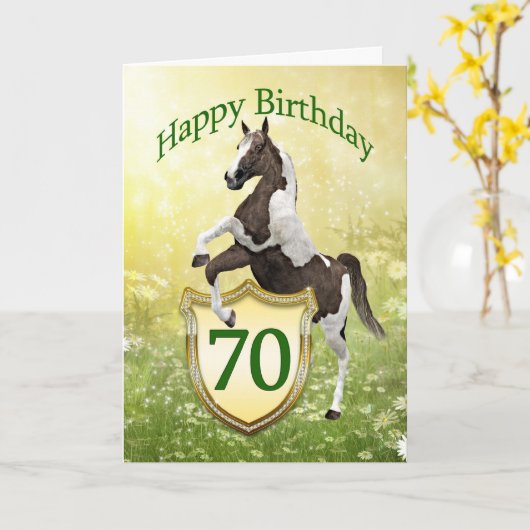 Carte de 70e anniversaire avec un cheval d'élevage (Fleur jaune)
