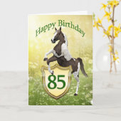 Carte de 85e anniversaire avec un cheval d'élevage (Fleur jaune)