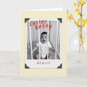 Carte de bébé d'alerte de lapin de Pâques (Fleur jaune)