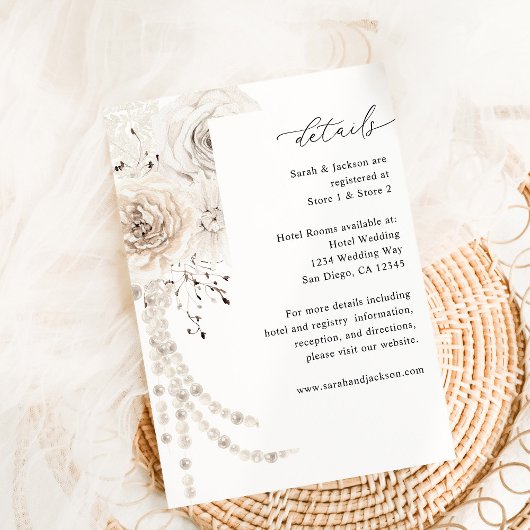 Carte de boîtier Pearl & White Floral Details