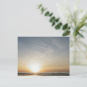 Carte de célébration de lever de soleil à la plage (Debout devant)