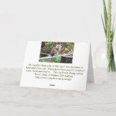 Carte de chat sauvage assis dans les bois (Dos)