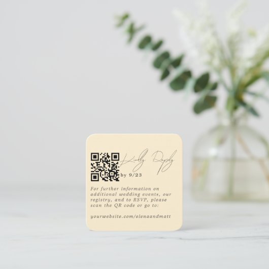 Carte de code QR RSVP minima moderne jaune pâle (Debout devant)