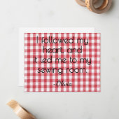 Carte De Correspondance All-Occasion Name Red and White Gingham Flat (Devant/Arrière en situation)