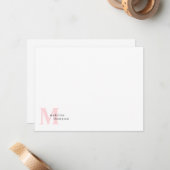 Carte De Correspondance Classic Blush Pink Monogramme Nom Typographie (Devant/Arrière en situation)