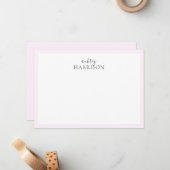 Carte De Correspondance Écriture simple moderne Nom rose (Devant/Arrière en situation)