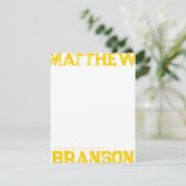 Carte de correspondance en lettrage grossier jaune (Debout devant)