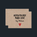 Carte De Correspondance Fait Maison Avec Amour Kraft Petite Entreprise<br><div class="desc">Une carte-note personnalisée "fait maison avec amour" sur un arrière - plan de couleur kraft. Faites-le le vôtre en ajoutant votre propre nom. Une jolie touche finale pour tous vos cadeaux faits maison. Le dos est vide pour écrire une petite note. Idéal pour une petite entreprise. Conçu pour vous par...</div>