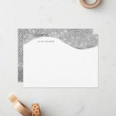 Carte De Correspondance luxueux monogramme de feuille brillante argent (Devant/Arrière en situation)