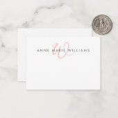 Carte De Correspondance Monogramme Moderne en Rose Pâle Script (Devant/Arrière en situation)