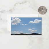 Carte De Correspondance Paysage avec collines vertes, arbres et nuages (Devant/Arrière en situation)