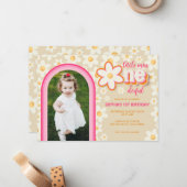 Carte De Correspondance Rainbow Retro Daisy Photo 1er anniversaire Invitat (Devant/Arrière en situation)