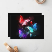 Carte De Correspondance Trois papillons brillants sur l'arrière - plan de (Devant/Arrière en situation)