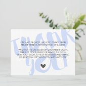 Carte de demande de réservation pour bébé garçon d (Debout devant)