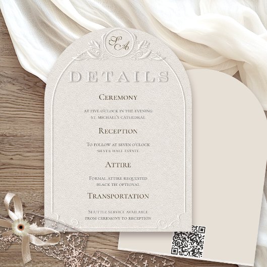 Carte de détails de mariage à code QR en relief av