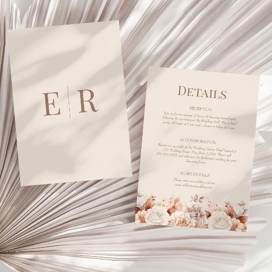 Carte de détails de mariage Blush Beige Monogram